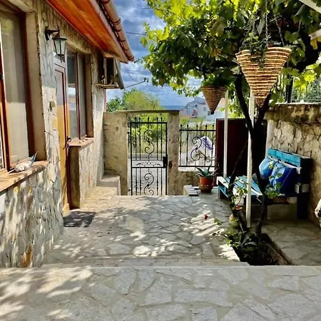 Yanakievi 3* Sinemorec